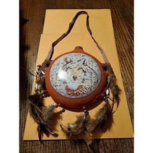 2003 Bradford Exchange Eyes of the Wolf Hidden Spirit Canteen Diana Casey A7784